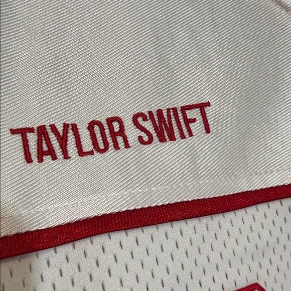 Hey Swifties! Taylor Swift 2013 The Red Tour White and Red Embriodered Jersey - Picture 8 of 9